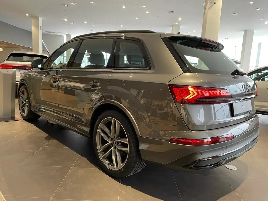 Check price and buy New Audi Q7 45 TDI (4M) Restyling For Sale