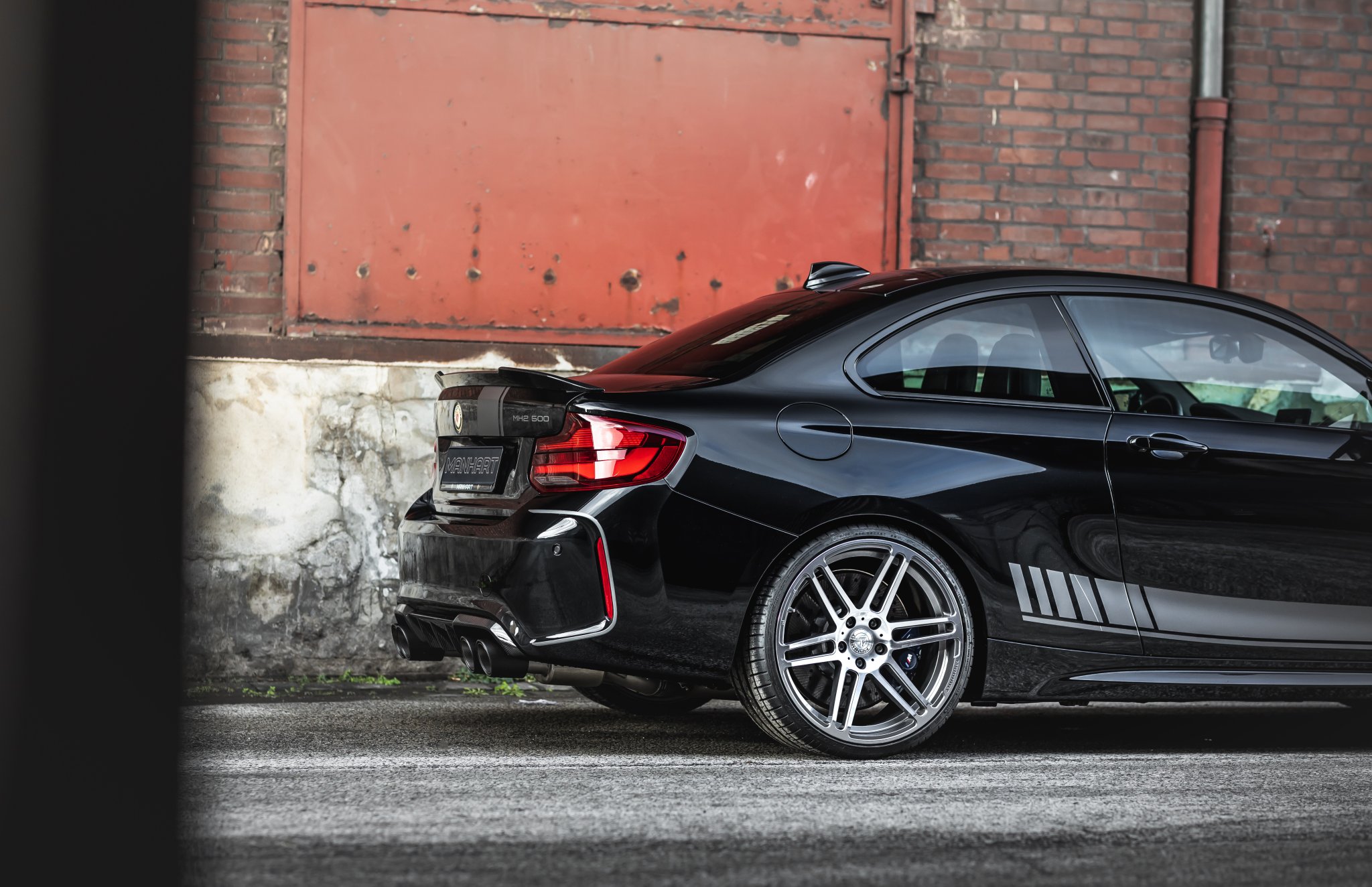 Check our price and buy an Manhart carbon fiber body kit for BMW M2 F87!