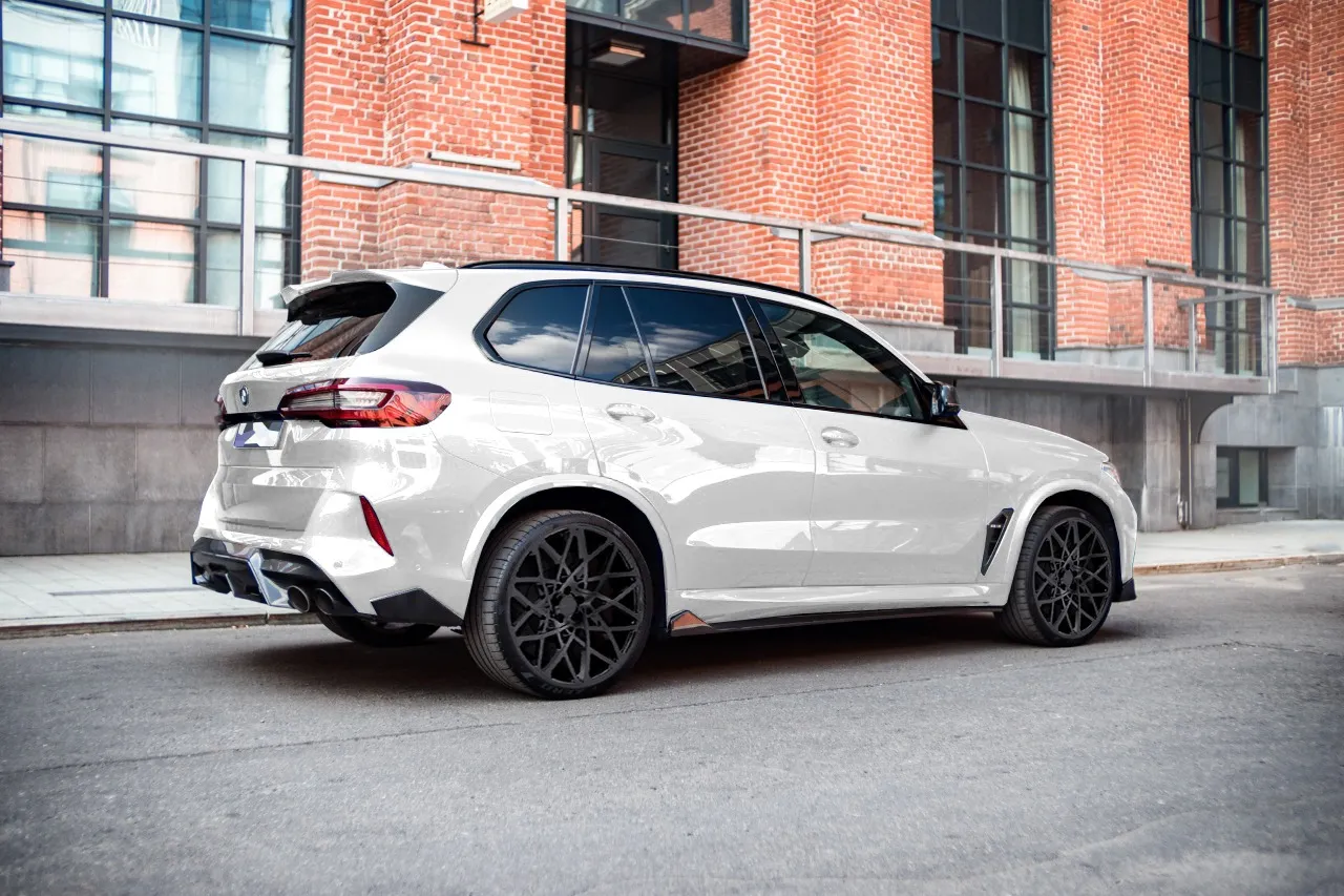 Check price and buy Renegade Design body kit for BMW X5 M F95