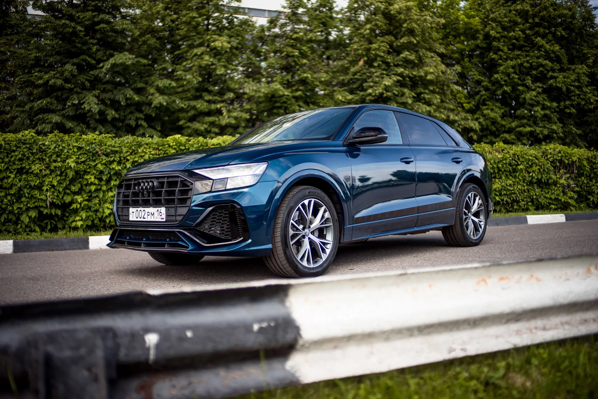 Check price and buy body kit for Audi Q8