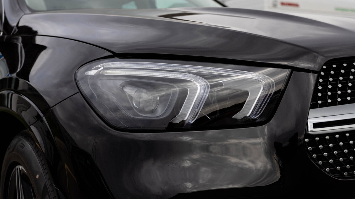 Check price and buy New Mercedes-Benz GLE 300 d (V167) For Sale