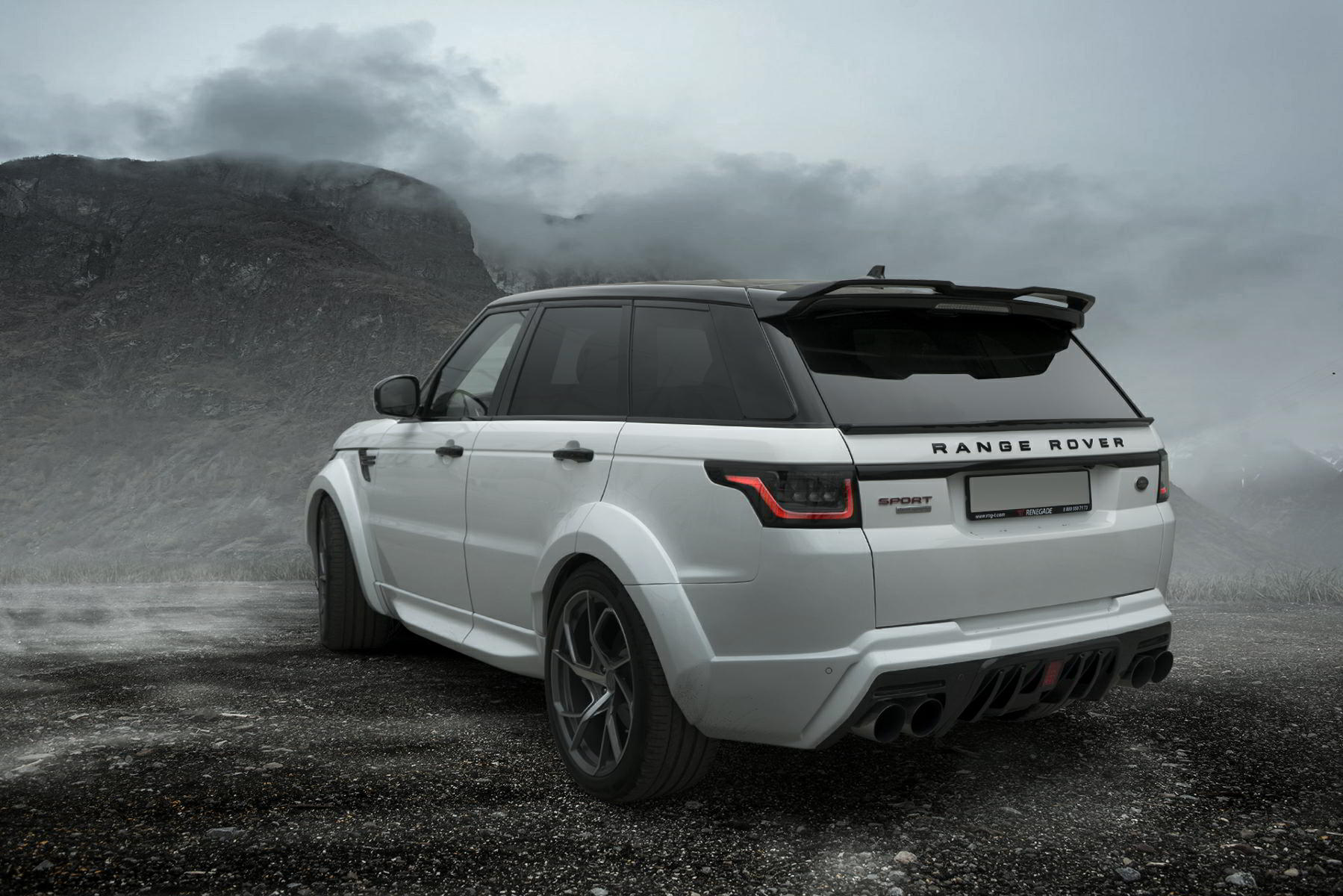 Rear bumper with diffuser Renegade Design for Land Rover Range Rover Sport