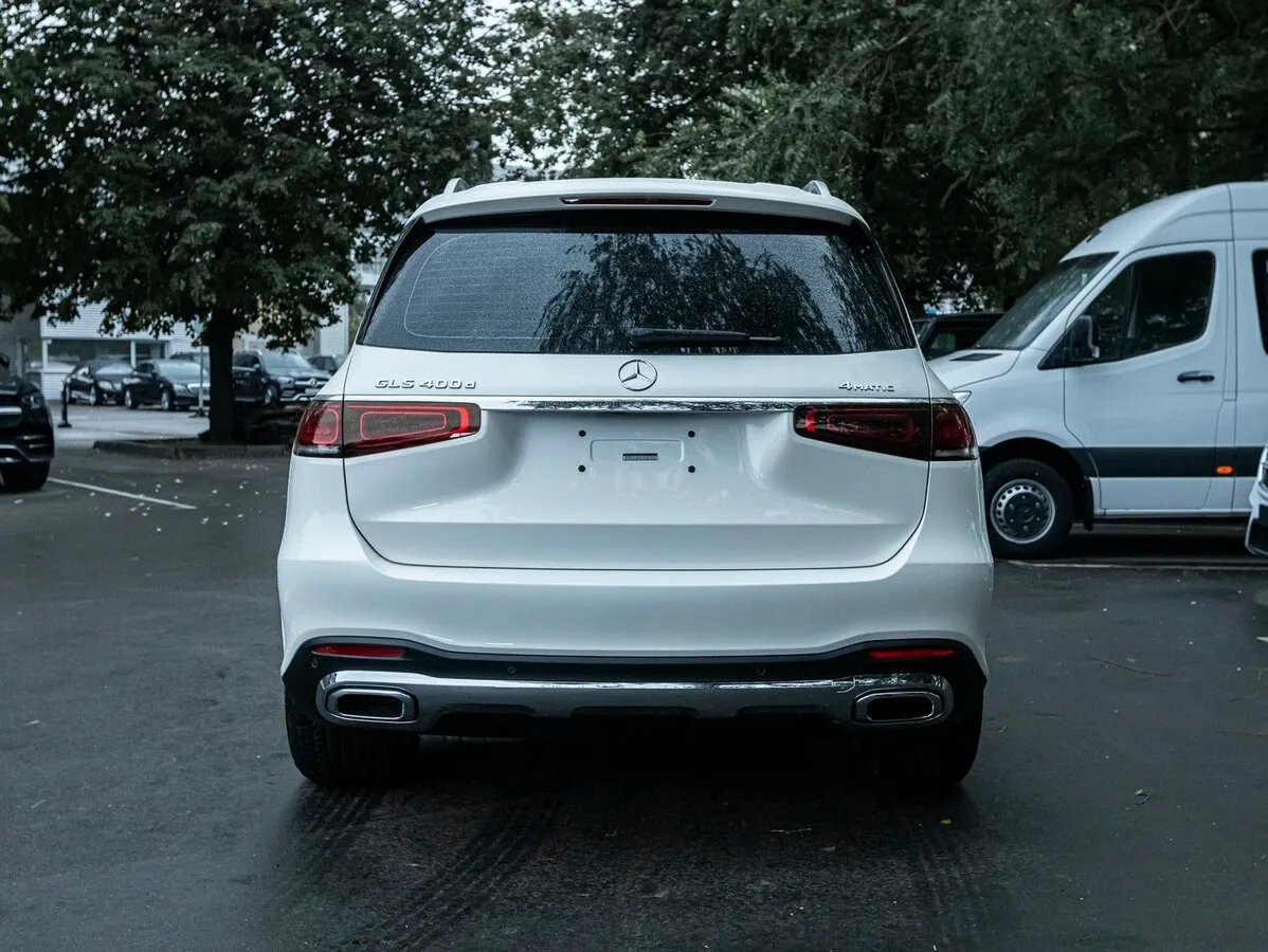 Check price and buy New Mercedes-Benz GLS 400 d (X167) For Sale