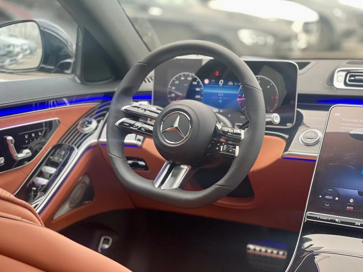 Check price and buy New Mercedes-Benz S-Class 350 d Long 4MATIC (W223) For Sale