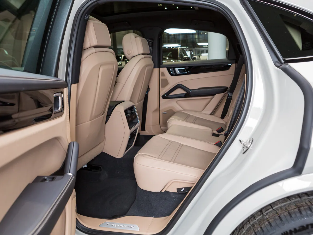 Check price and buy New Porsche Cayenne Coupé For Sale
