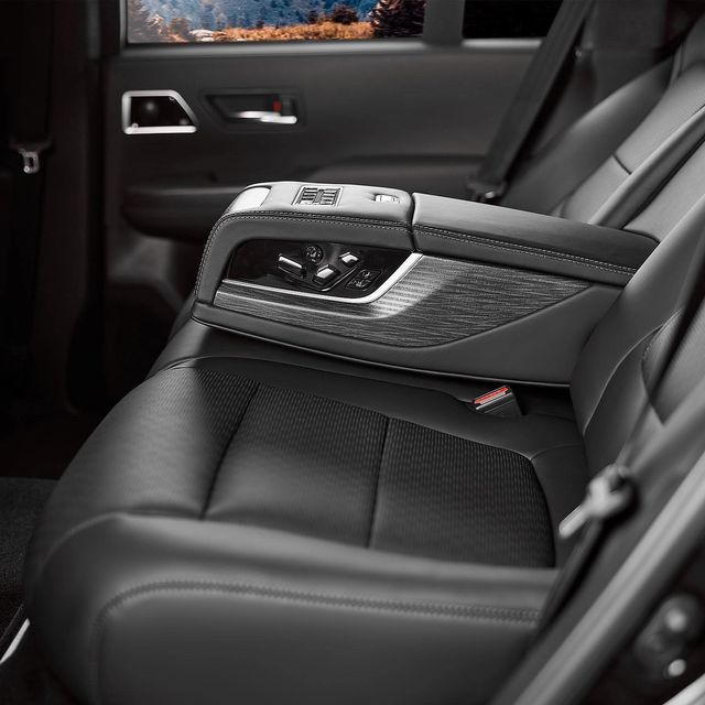 Carat seats set for Toyota Land Cruiser 300