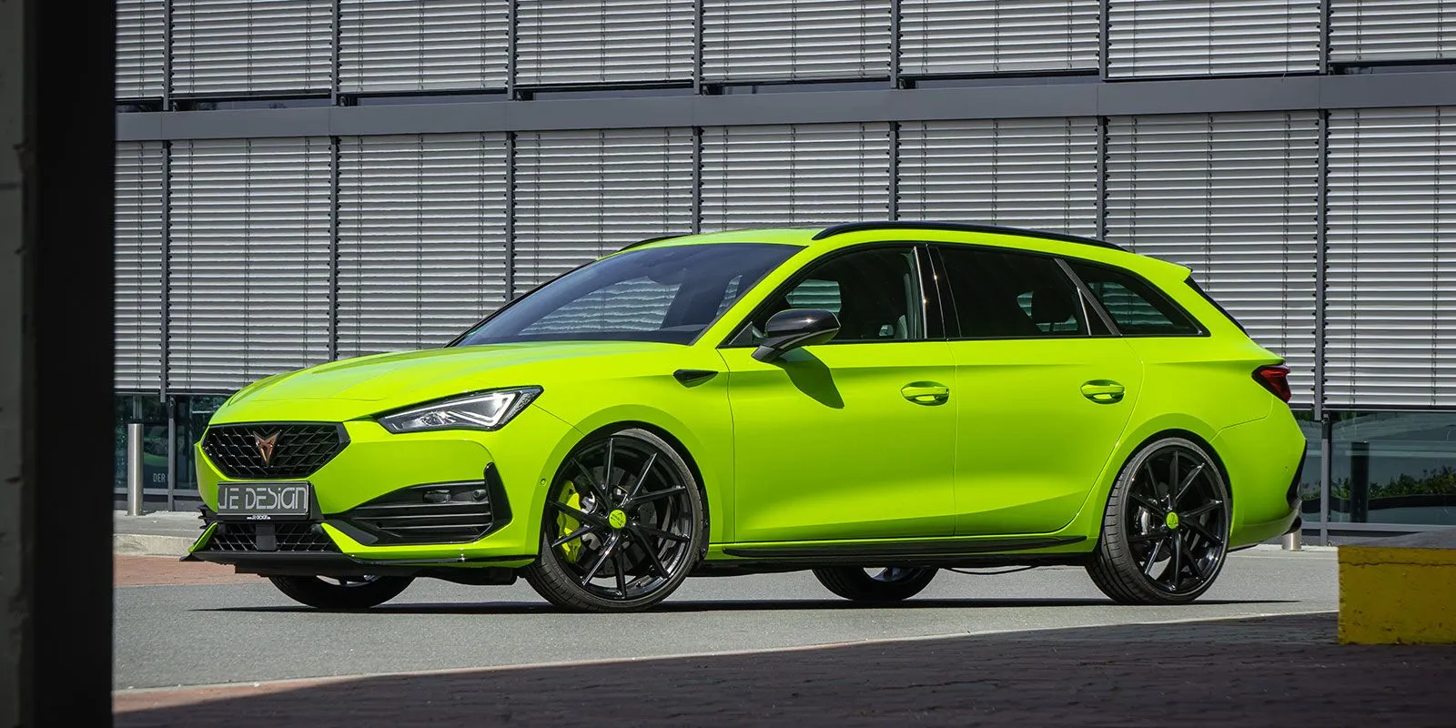 Check our price and buy JE Design body kit for Cupra Leon ST!