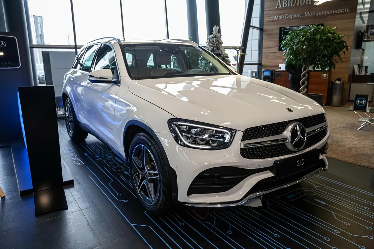 Check price and buy New Mercedes-Benz GLC 300 d (X253) Restyling For Sale