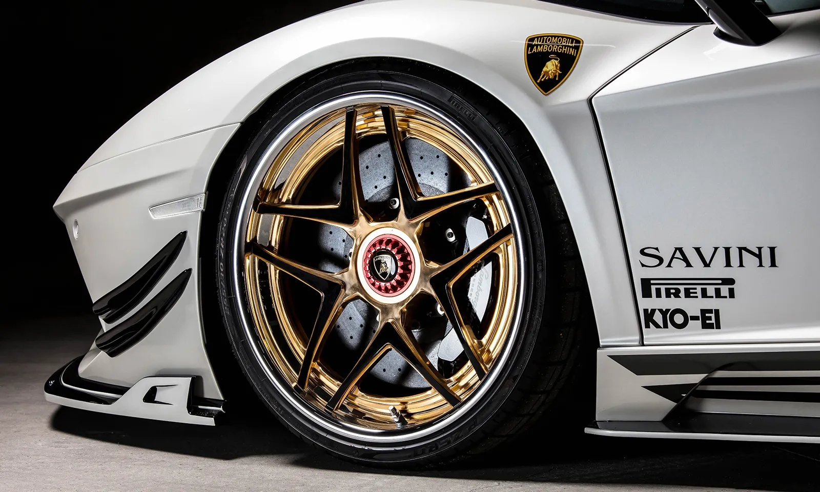 Check our price and buy Rowen body kit for Lamborghini Aventador S