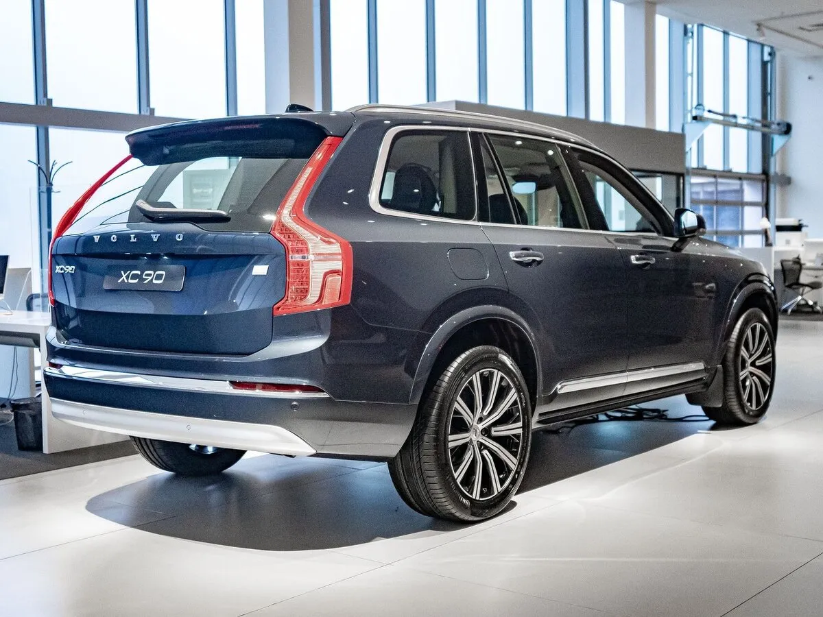 Check price and buy New Volvo XC90 Restyling For Sale