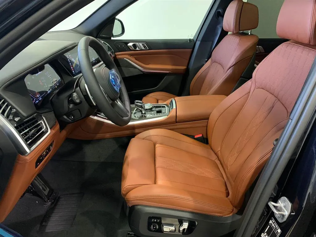 Check price and buy New BMW X5 M50d (G05) For Sale