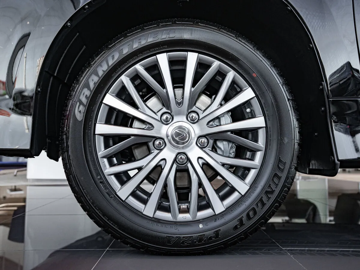 Check price and buy New Lexus LX 570 Restyling 2 For Sale