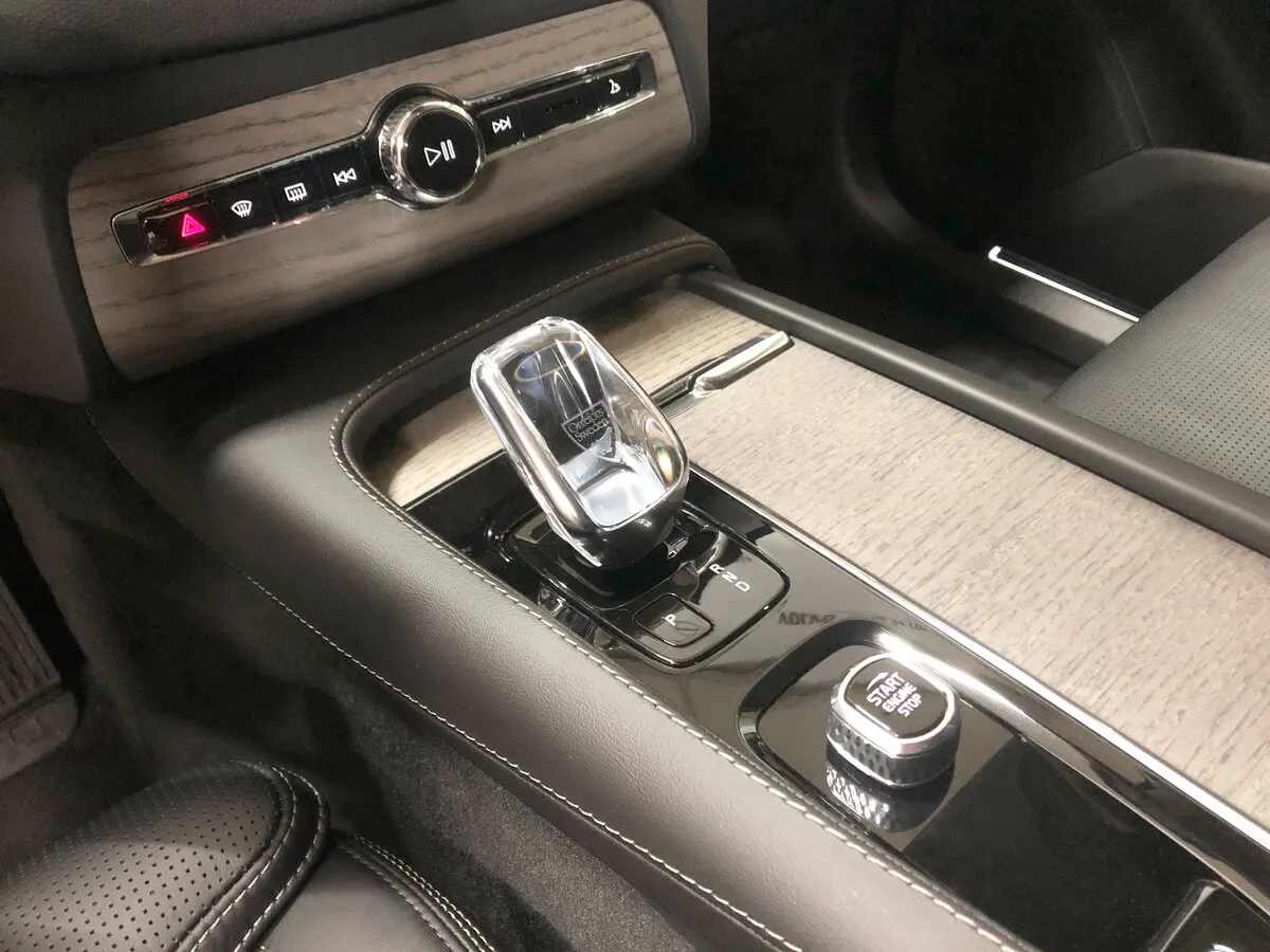 Check price and buy New Volvo XC90 Restyling For Sale