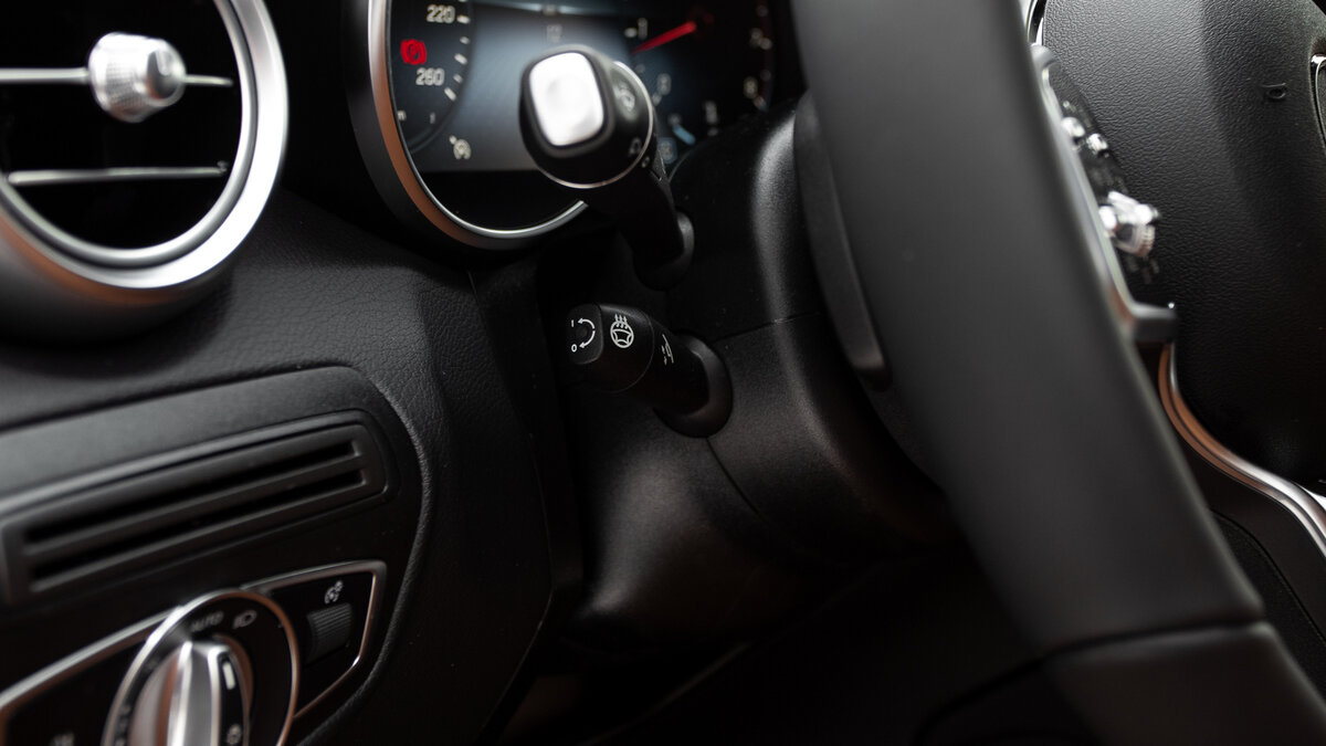 Check price and buy New Mercedes-Benz GLC Coupe 300 (C253) Restyling For Sale