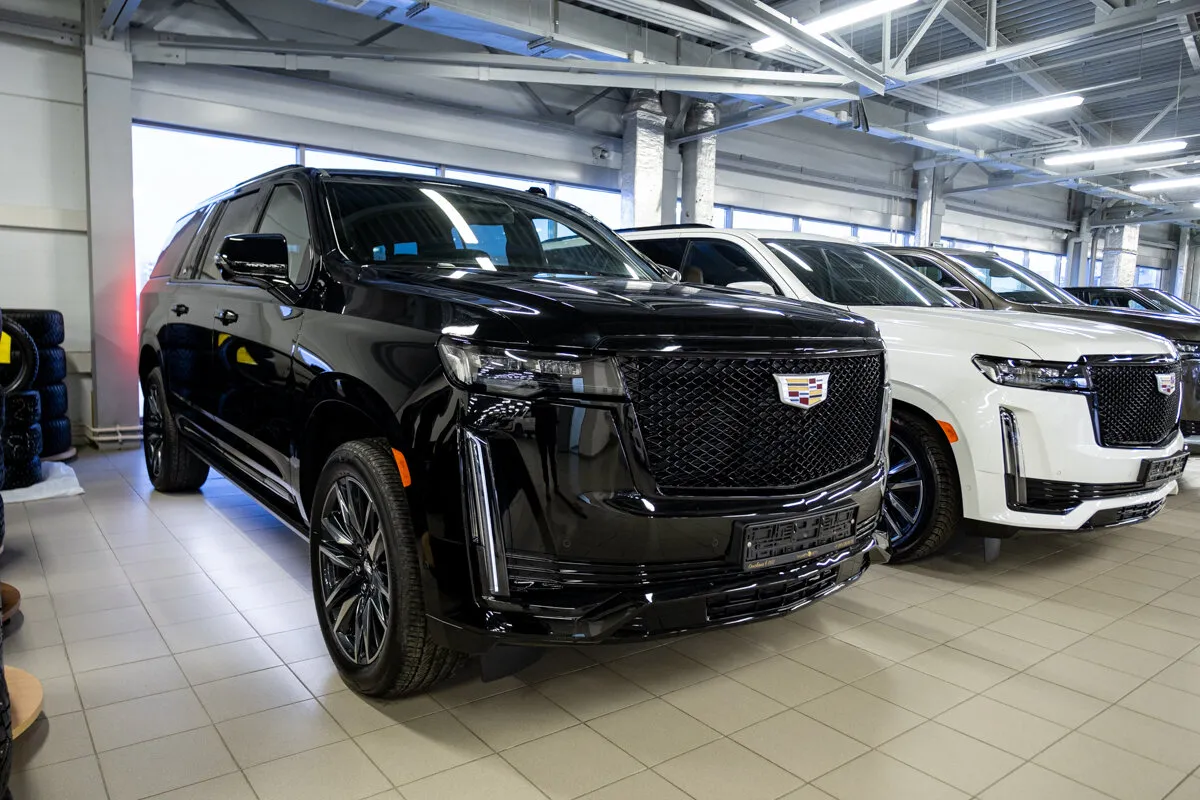 Check price and buy New Cadillac Escalade ESV For Sale