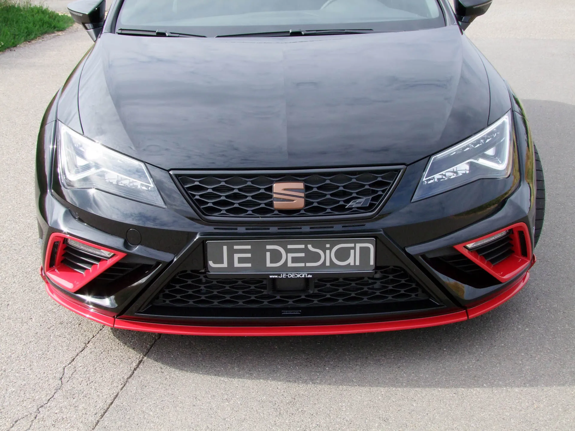 Check our price and buy JE Design body kit for Seat Leon ST FR + Cupra!