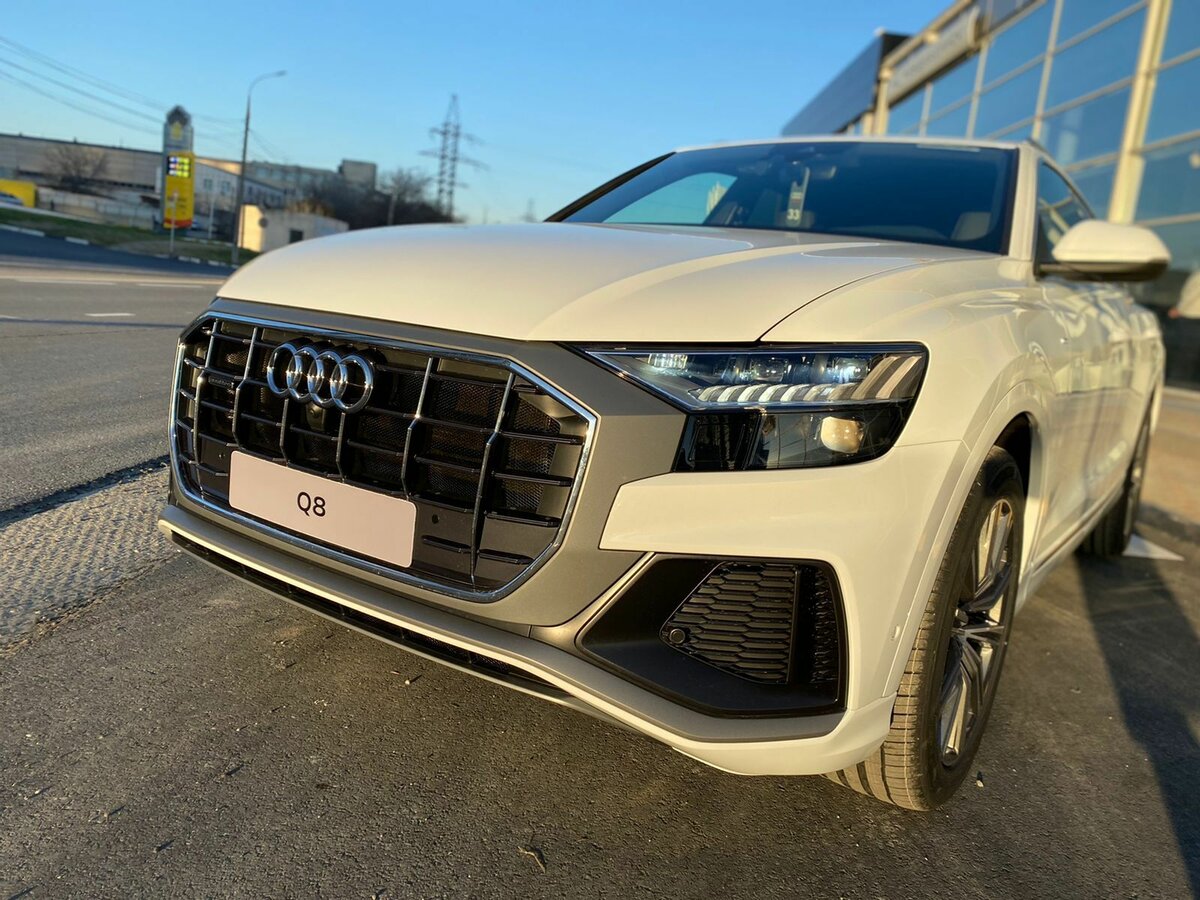 Buy New Audi Q8 45 TDI