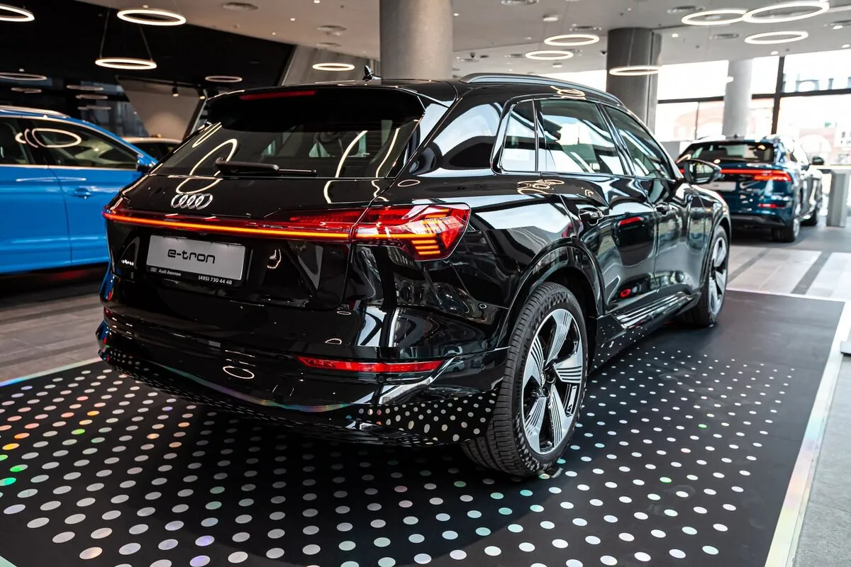 Buy New Audi E-Tron 55
