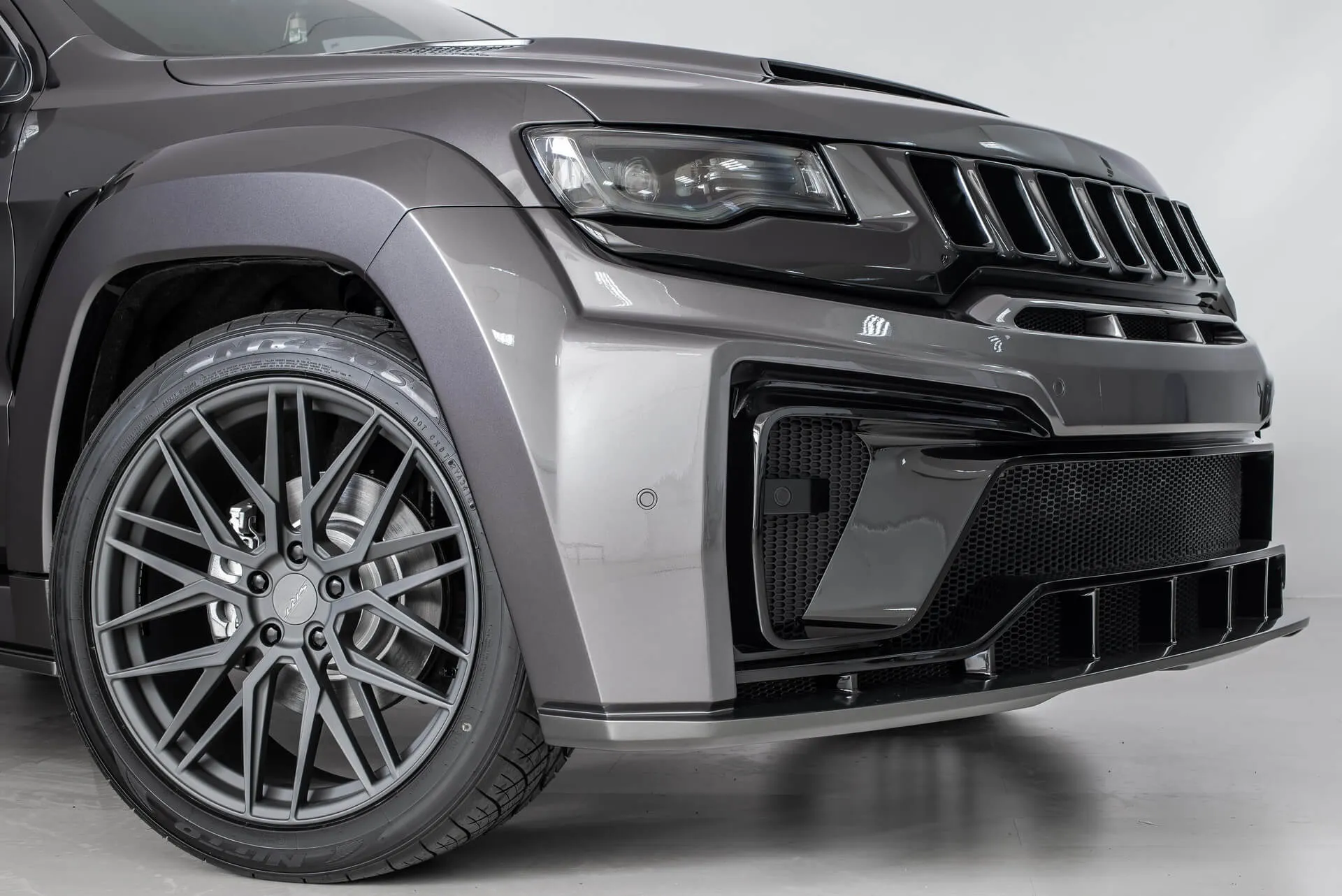 Check price and buy SCL Performance Titan  body kit for Jeep Grand Cherokee