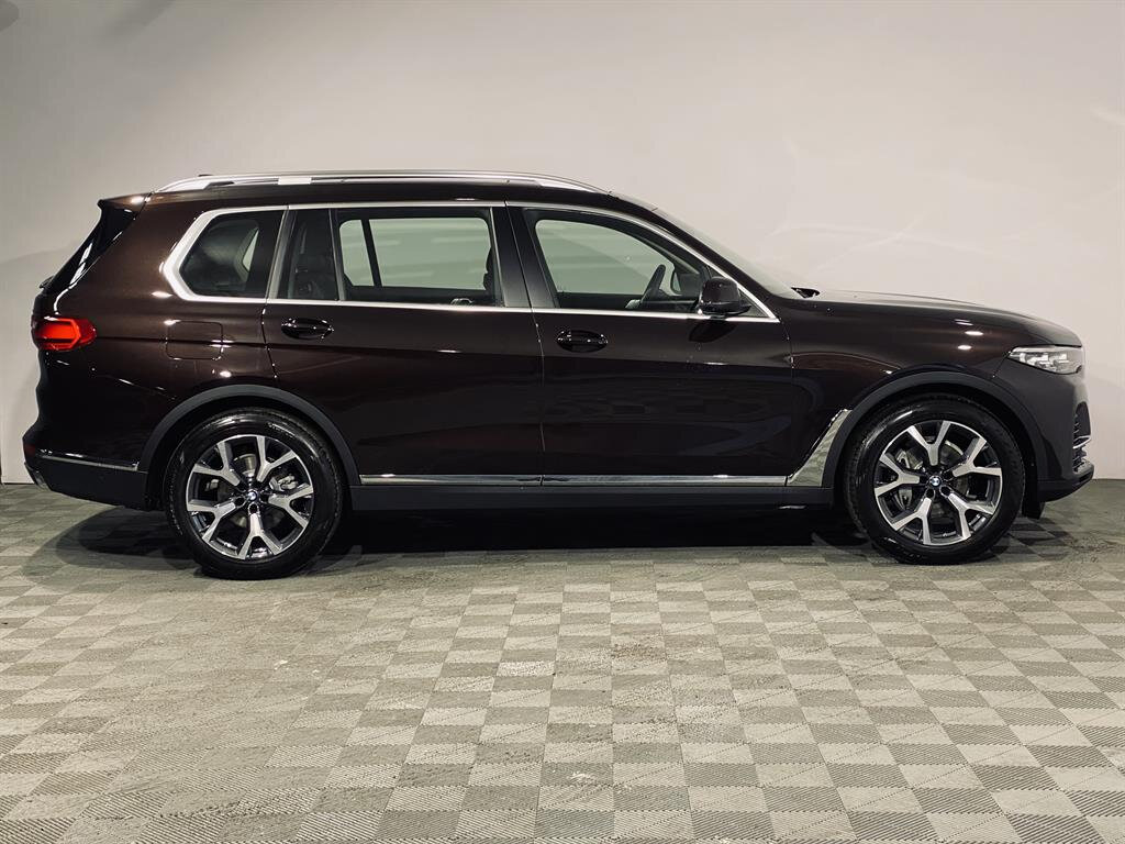 Check price and buy New BMW X7 30d (G07) For Sale