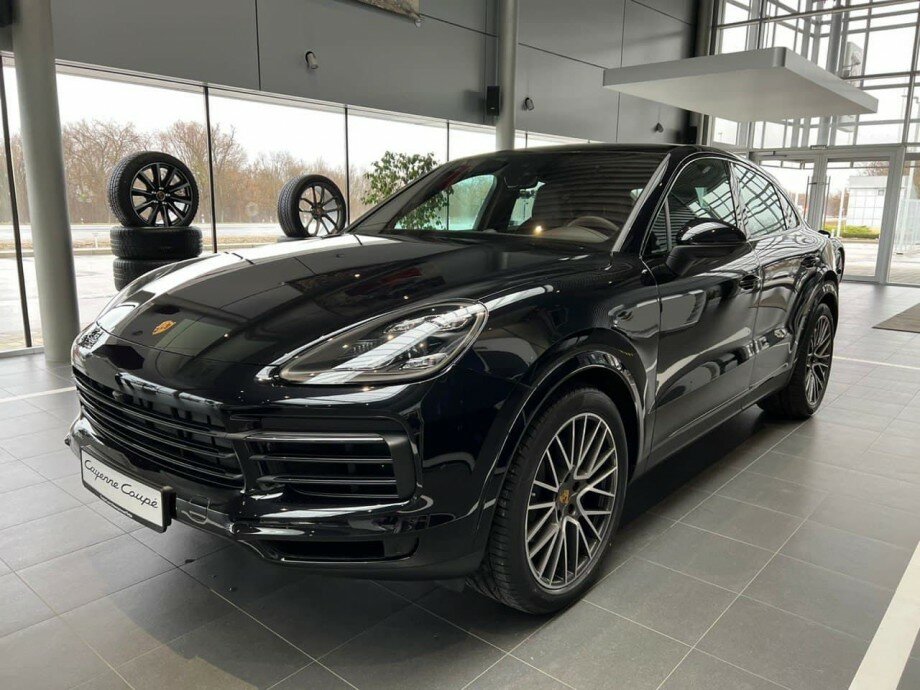 Check price and buy New Porsche Cayenne Coupé For Sale