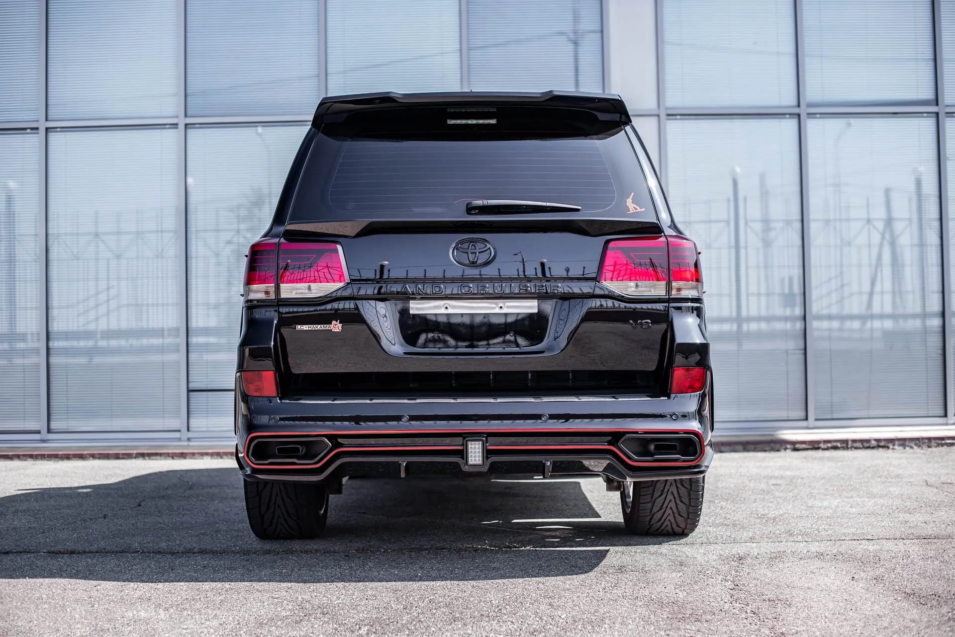 Check our price and buy SCL Performance body kit for Toyota Land Cruiser 200 Hakama