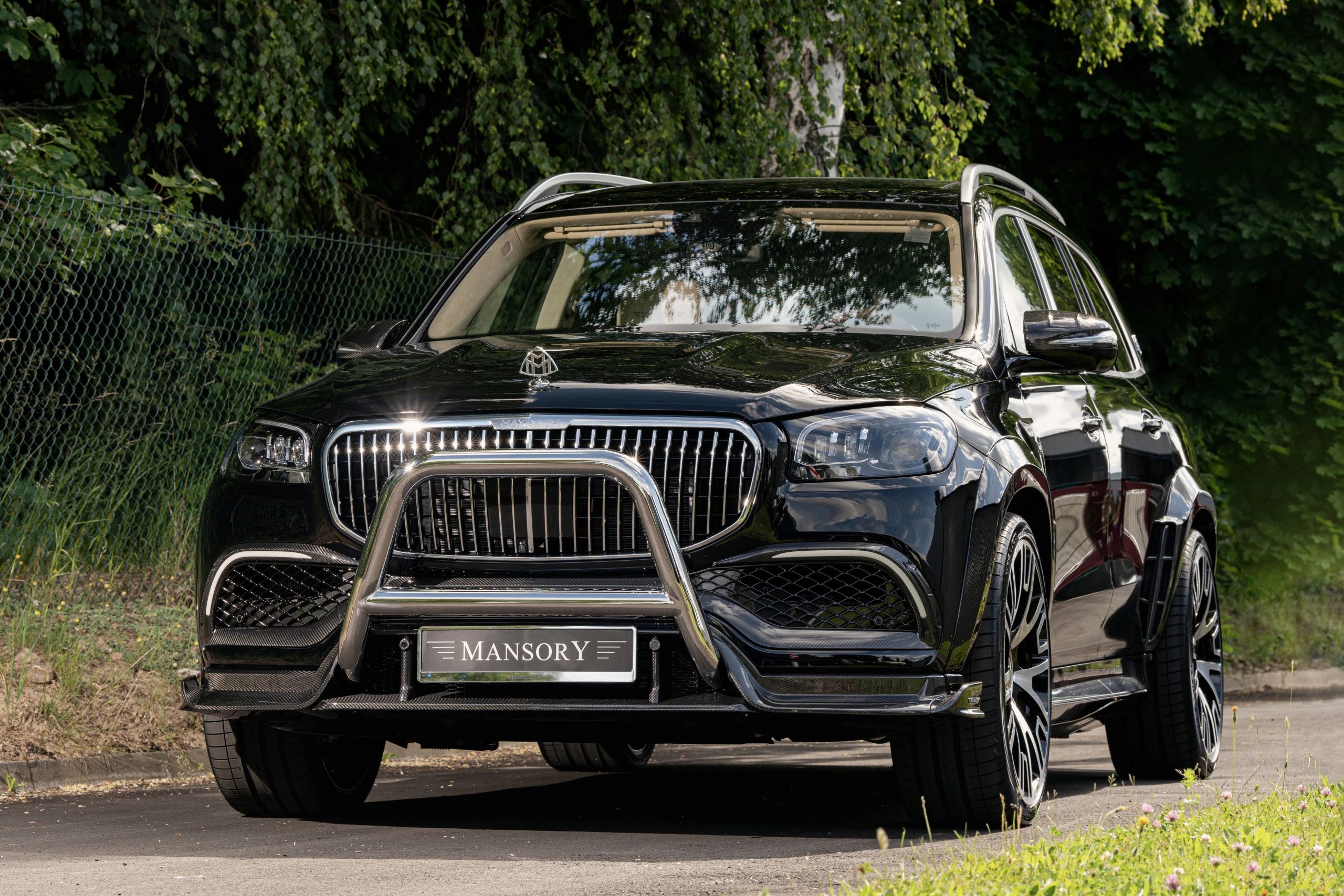 Check our price and buy Mansory Carbon Fiber Body kit set for Mercedes Maybach GLS