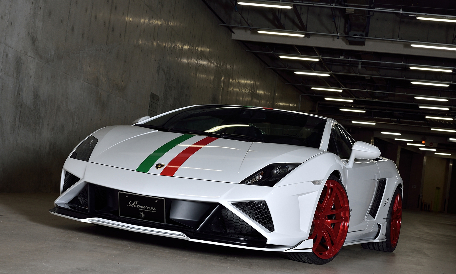 Check our price and buy Rowen body kit for Lamborghini Gallardo