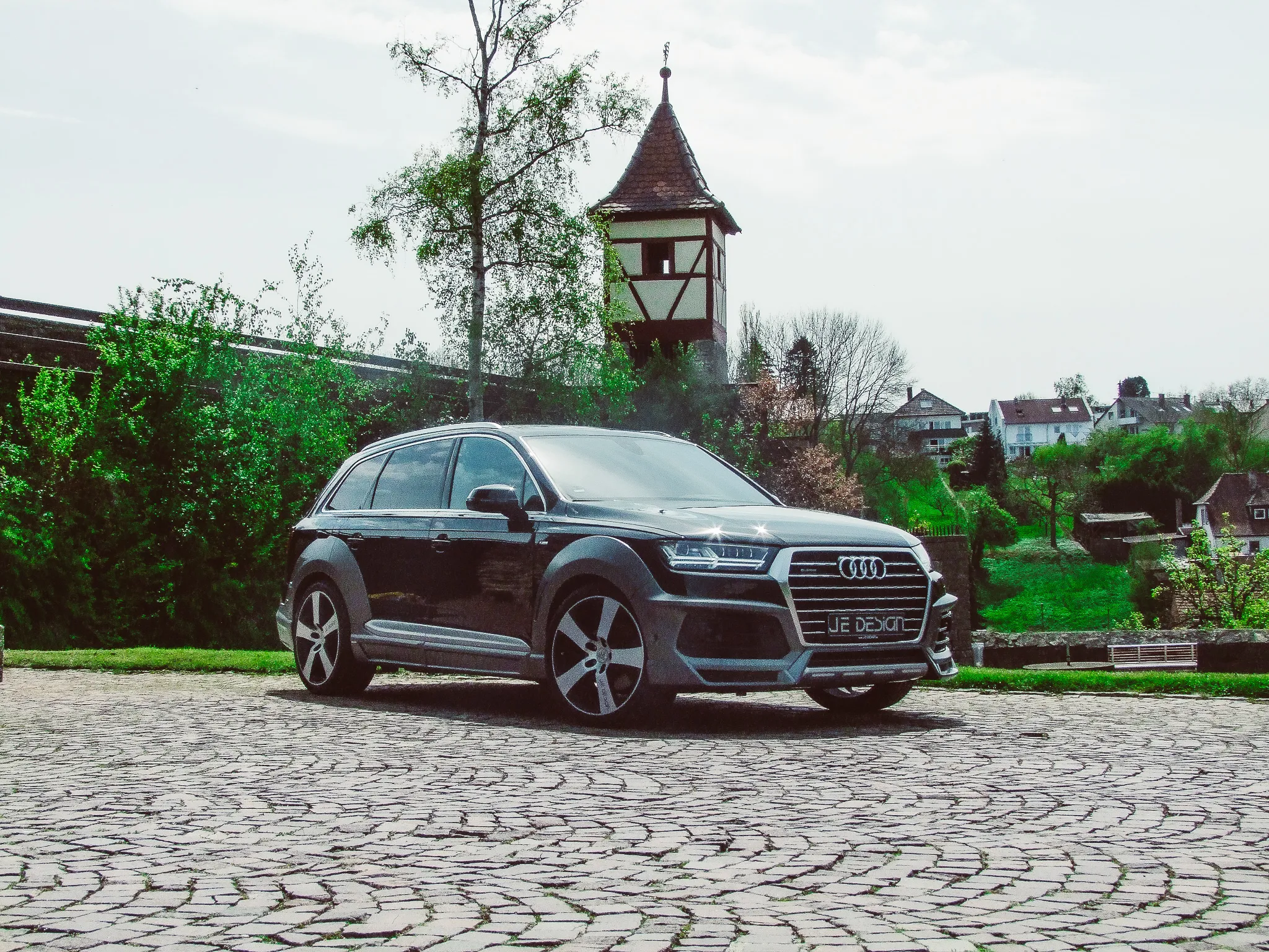 Check our price and buy JE Design body kit for Audi Q7 4M S-Line