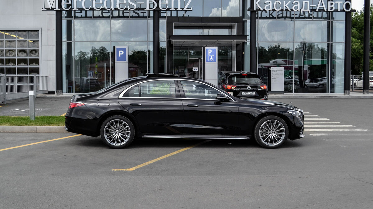 Check price and buy New Mercedes-Benz S-Class 350 d Long 4MATIC (W223) For Sale