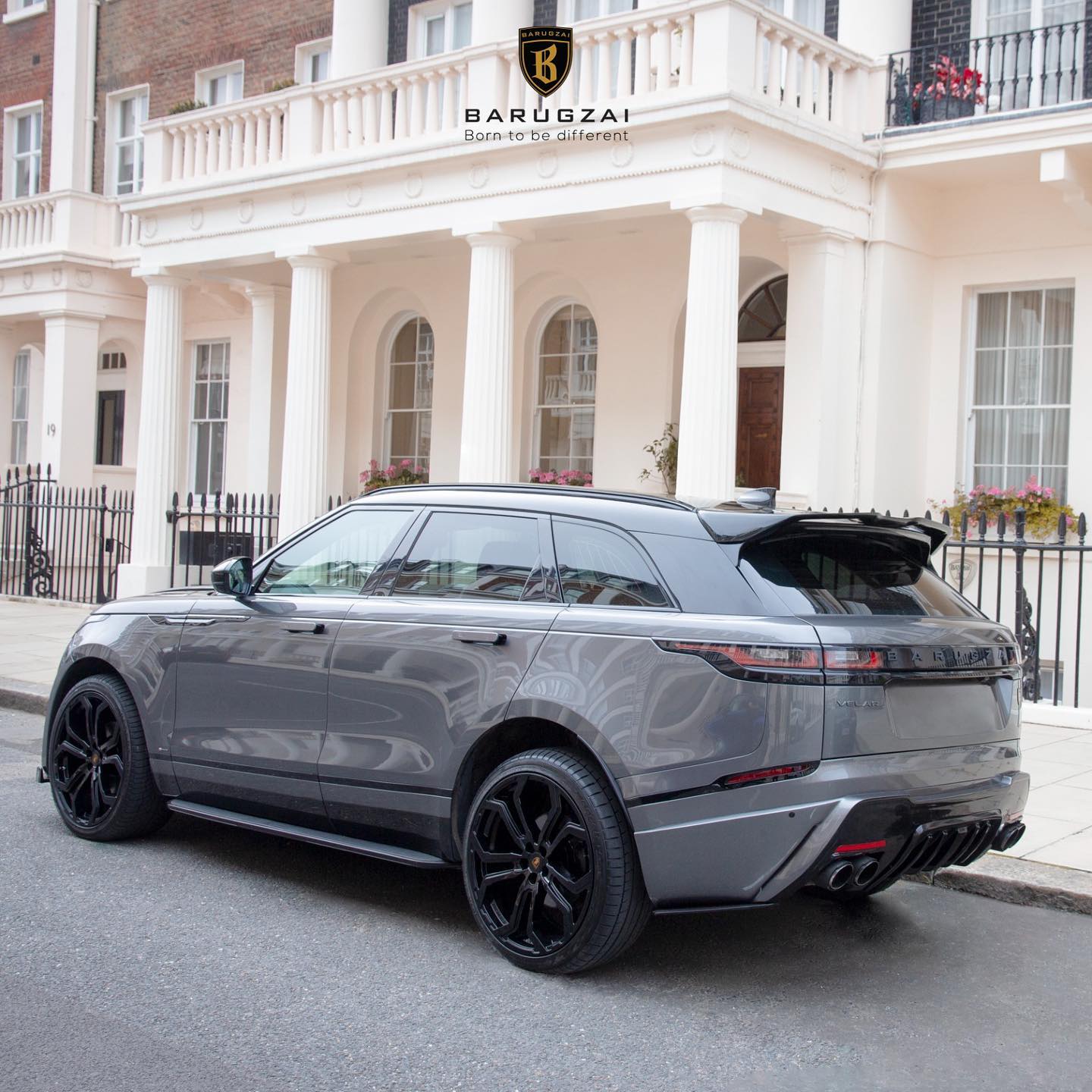 Check our price and buy Barugzai Huntress body kit for Land Rover Range Rover Velar (2017+)
