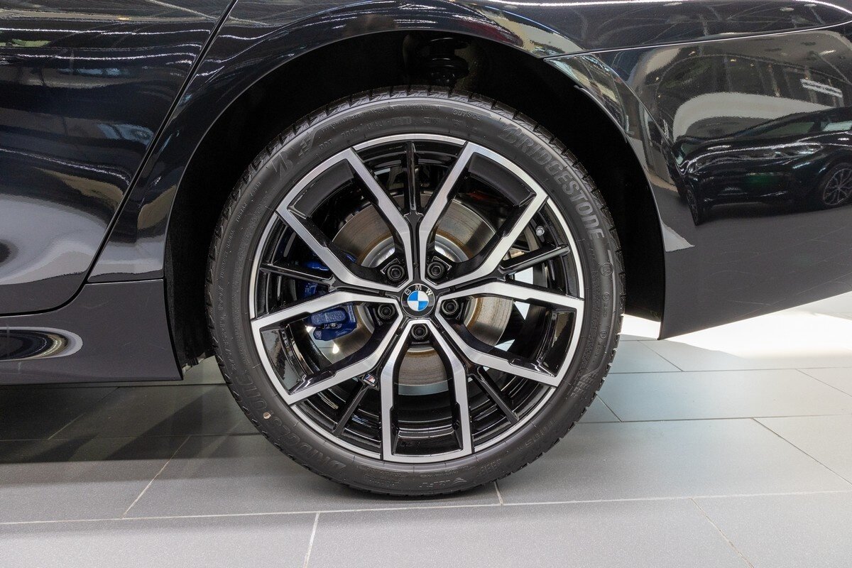 Check price and buy New BMW 5 Series 530d xDrive (G30/G31) Restyling For Sale