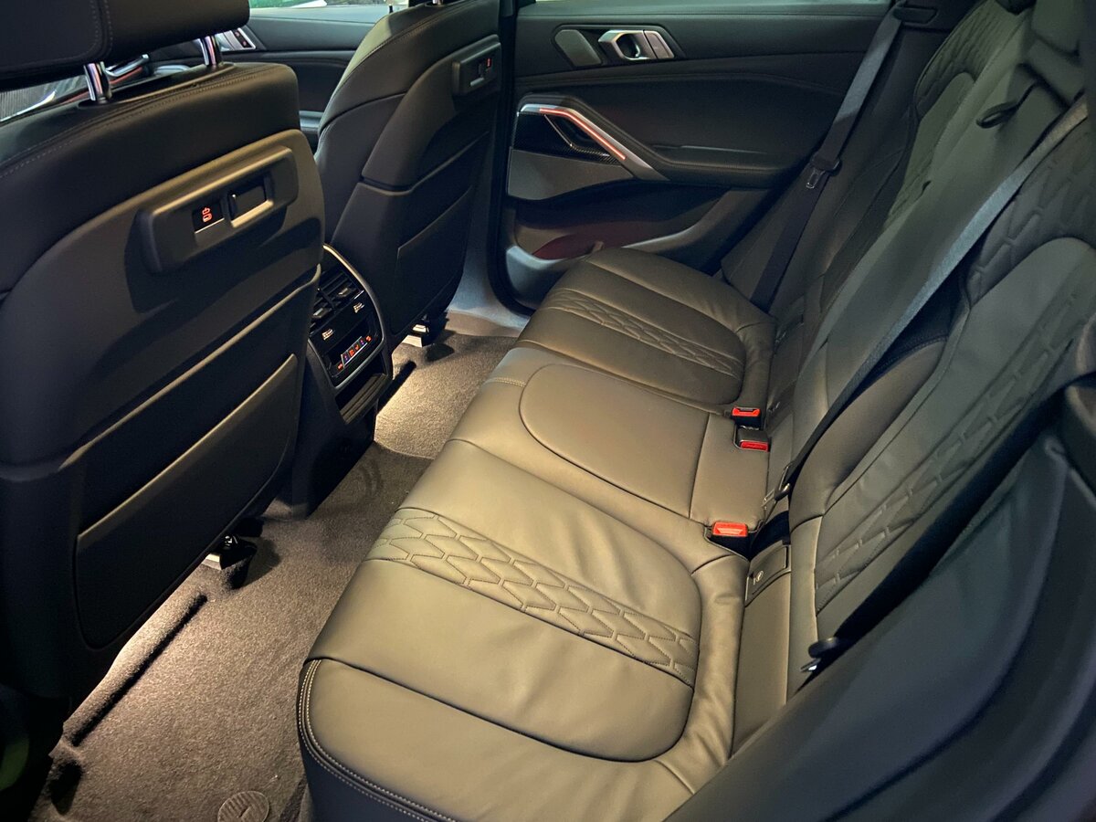 Buy New BMW X6 30d (G06)