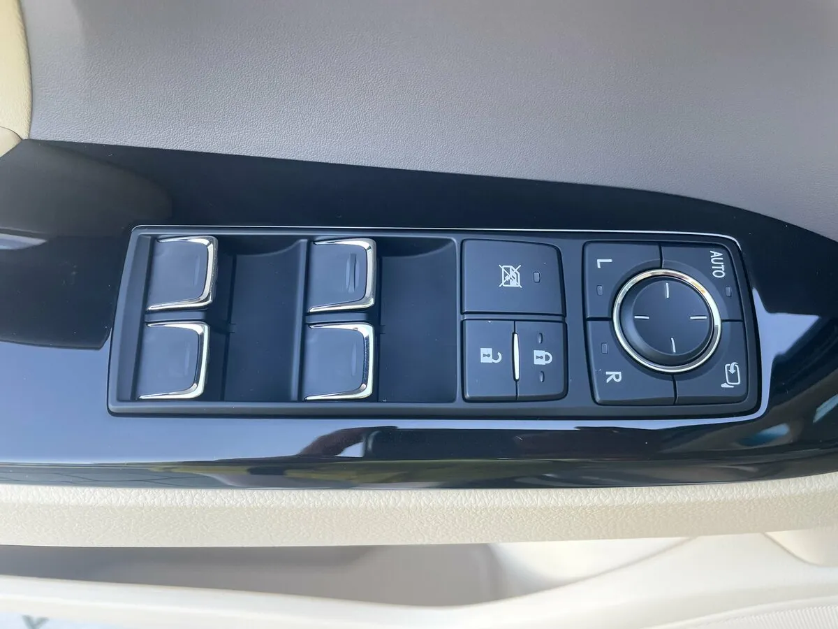Check price and buy New Lexus LX 570 Restyling 2 For Sale