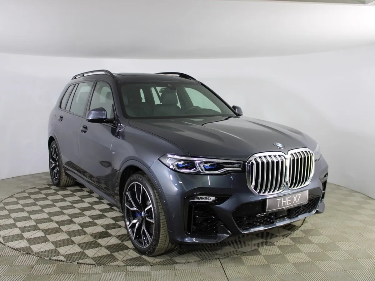 Buy New BMW X7 40i (G07)