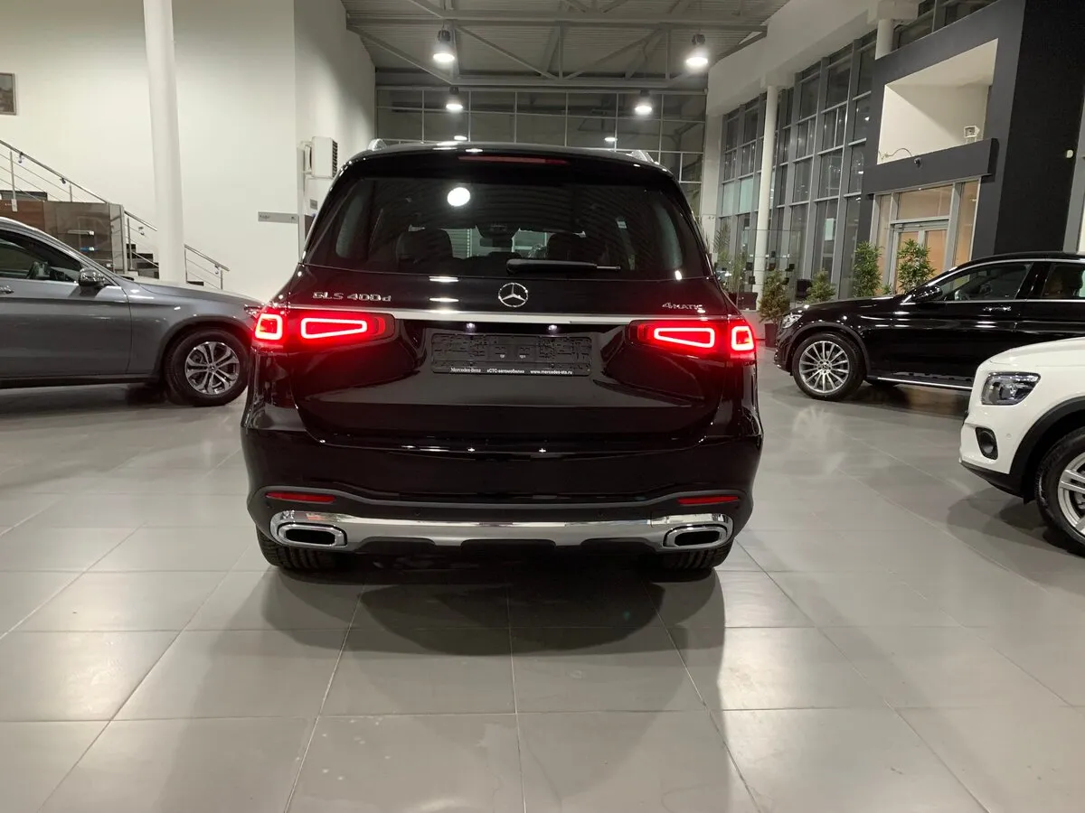 Check price and buy New Mercedes-Benz GLS 400 d (X167) For Sale