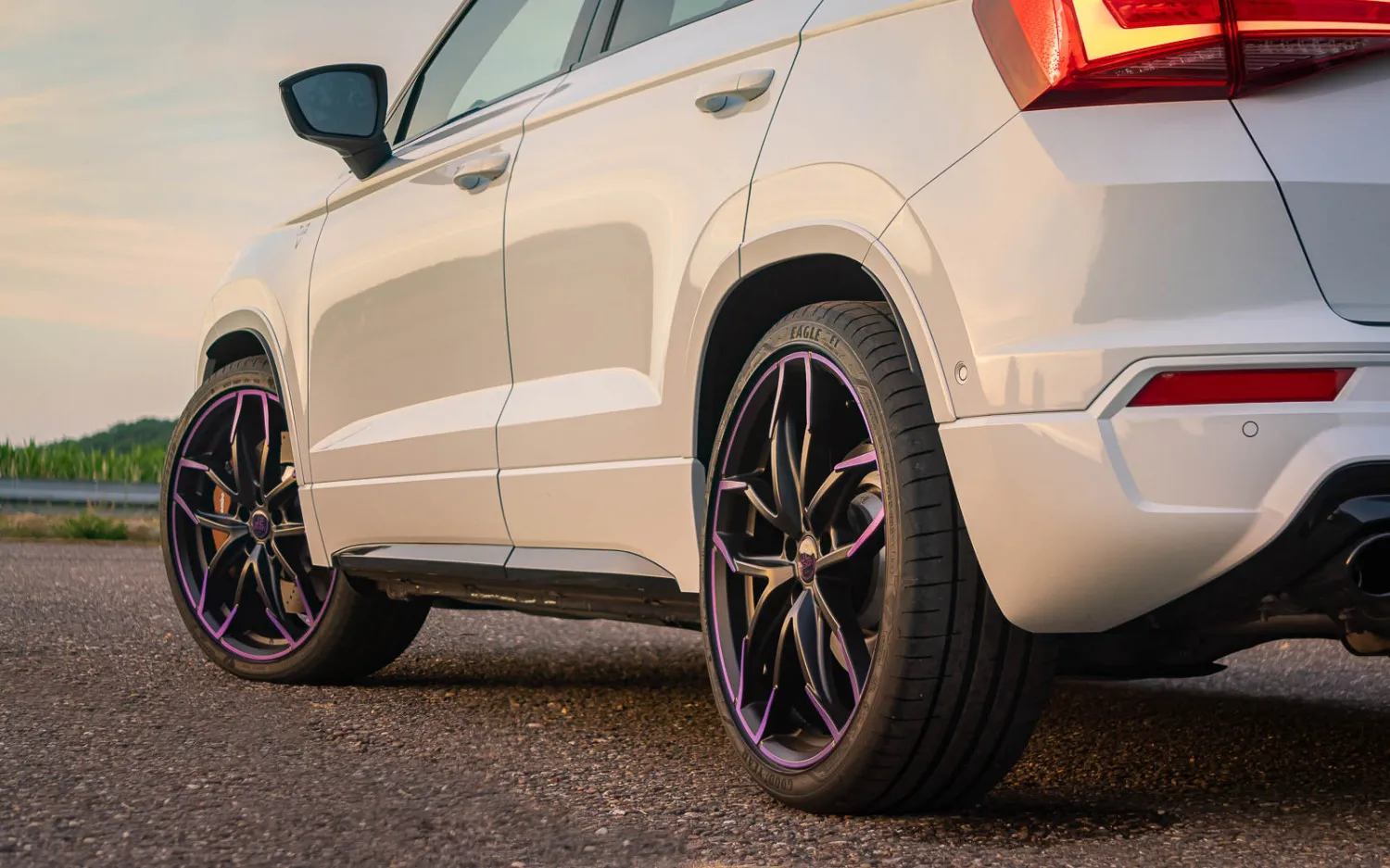 Check our price and buy JE Design body kit for Cupra Ateca 5FP facelift
