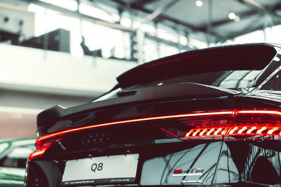 Check price and buy body kit for Audi Q8