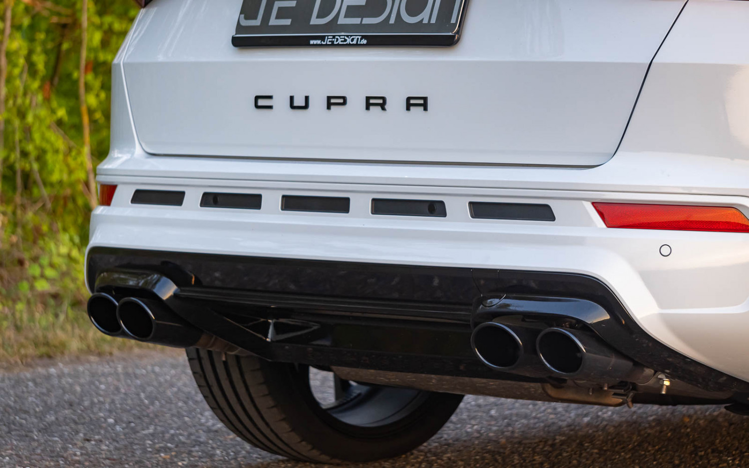 Check our price and buy JE Design body kit for Cupra Ateca 5FP facelift
