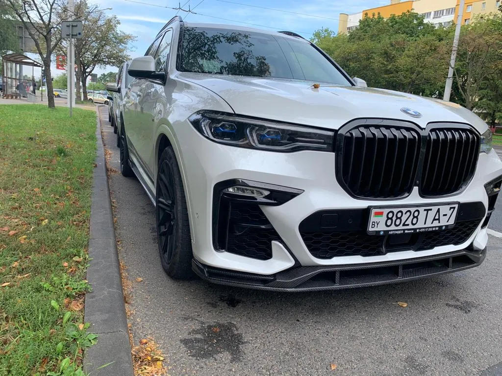 Check our price and buy Renegade Design body kit for BMW X7 G07
