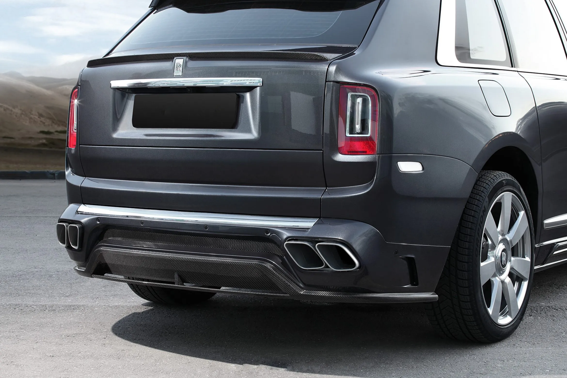Rear decklid spoiler - exposed Mansory style carbon for Rolls-Royce Cullinan Coastline