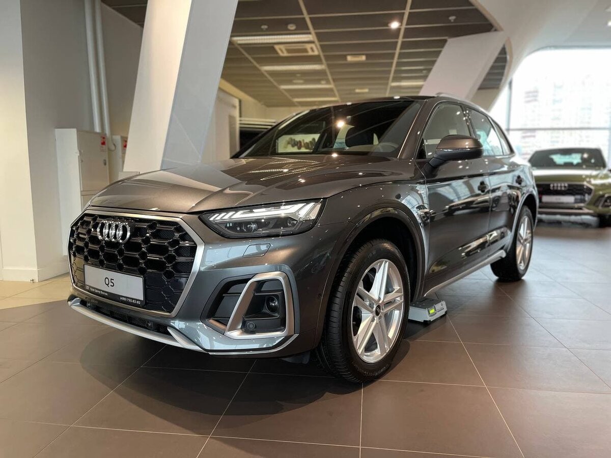 Check price and buy New Audi Q5 45 TFSI (FY) Restyling For Sale