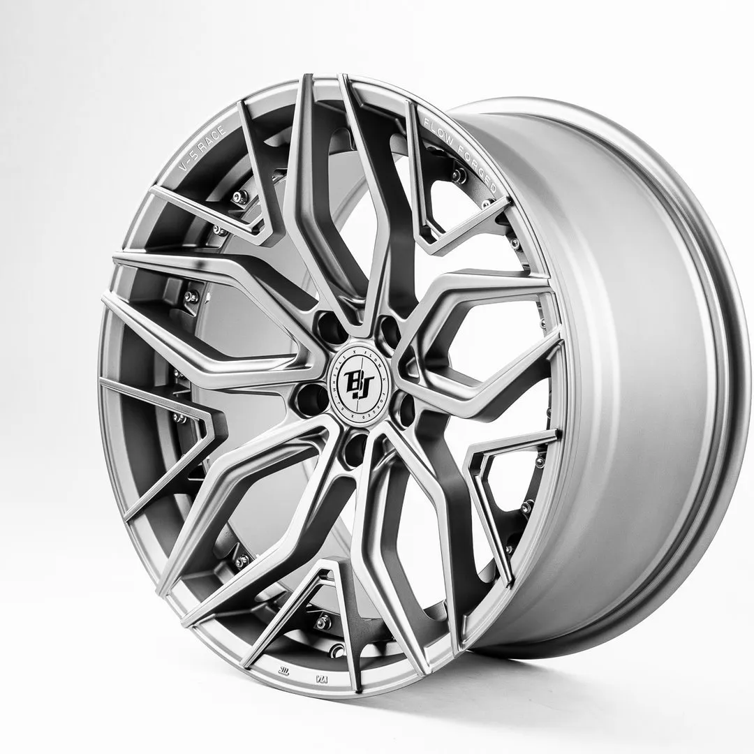 BJ Wheels V5-Race Flow-Formed — Gunmetal with inlays, 3/4 view