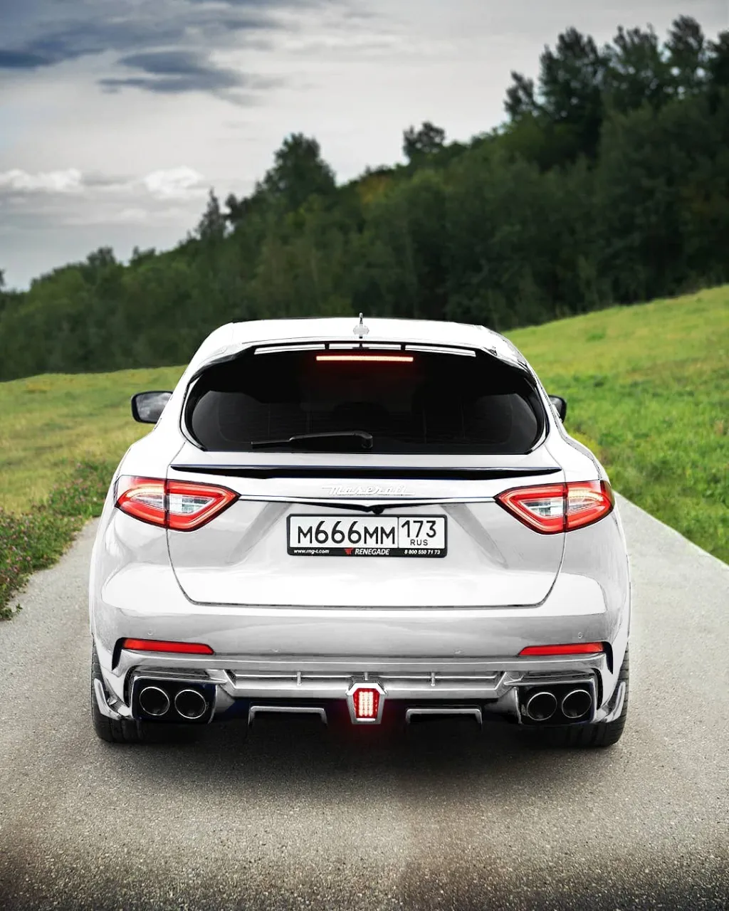 Check our price and buy Renegade Design body kit for Maserati Levante