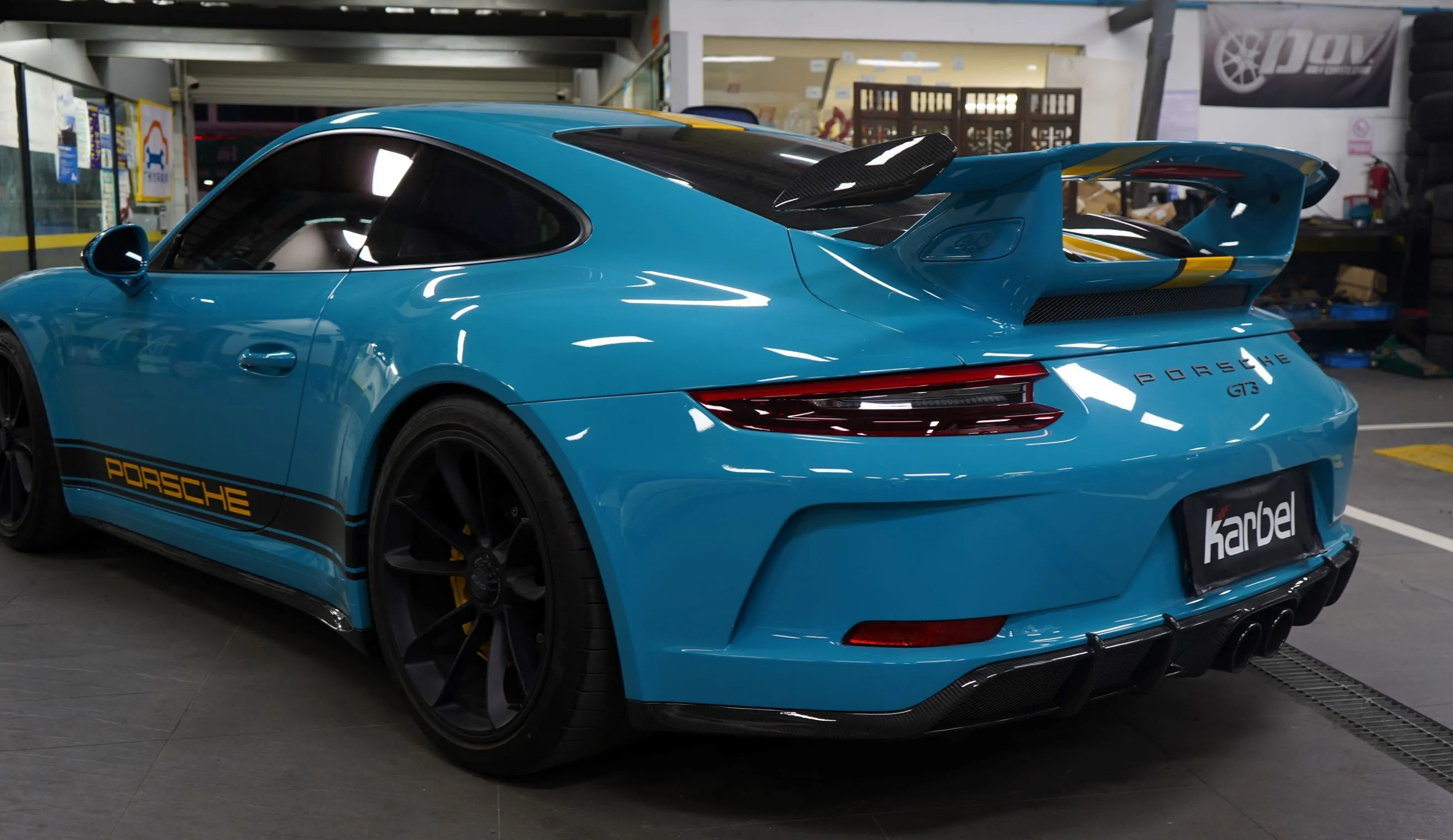 Check our price and buy a Karbel Carbon Fiber Body Kit set for Porsche 911 991.2 GT3