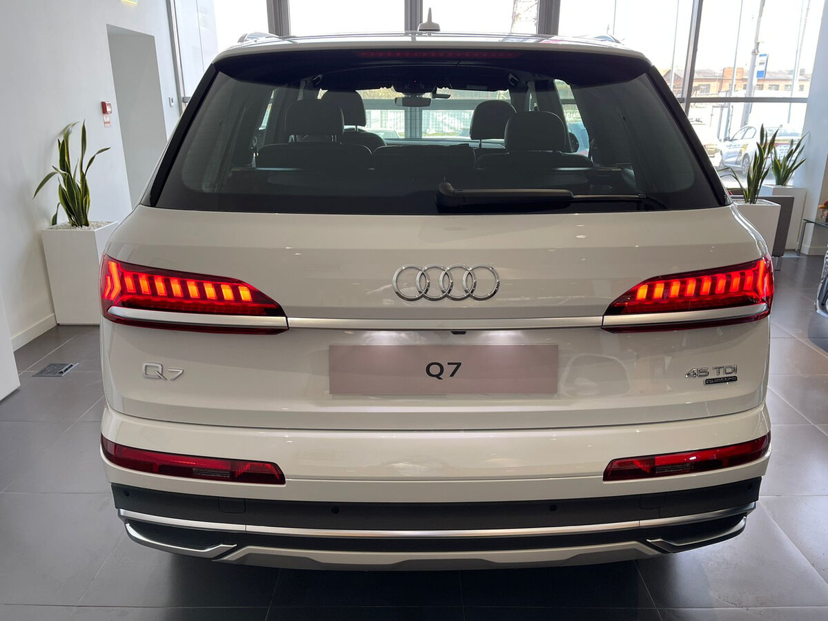 Check price and buy New Audi Q7 45 TDI (4M) Restyling For Sale