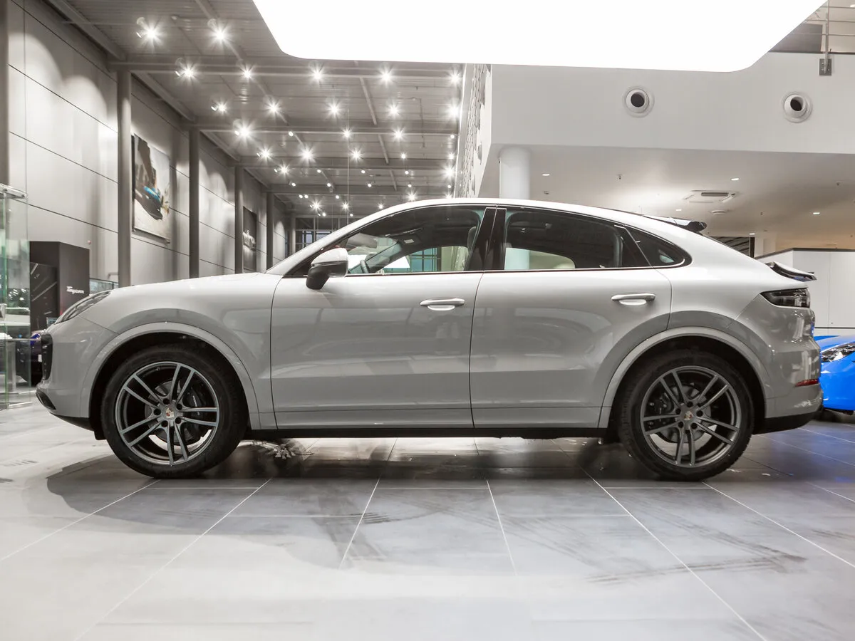 Check price and buy New Porsche Cayenne Coupé For Sale
