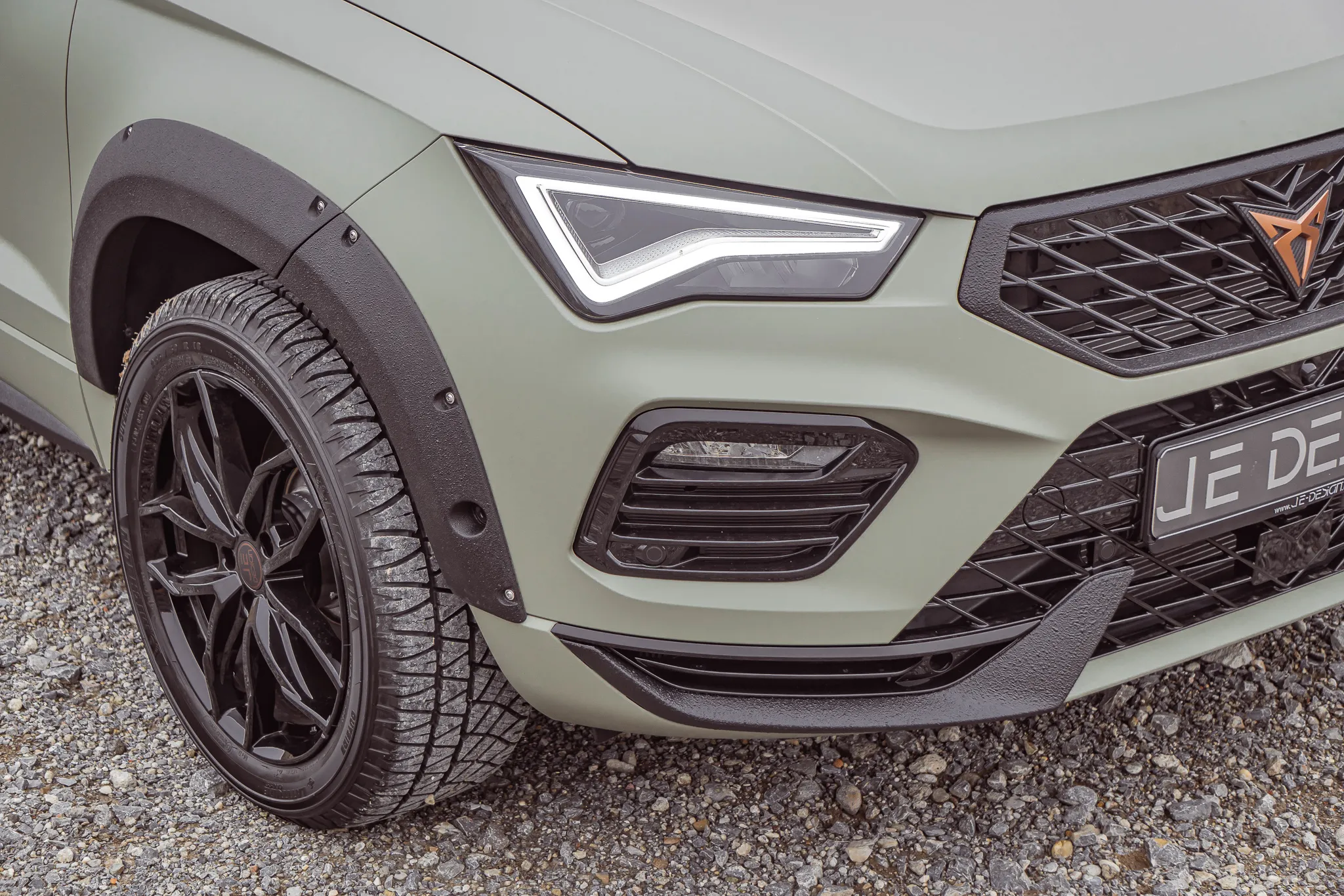 Check our price and buy JE Design body kit for Cupra Ateca All-Terrain!