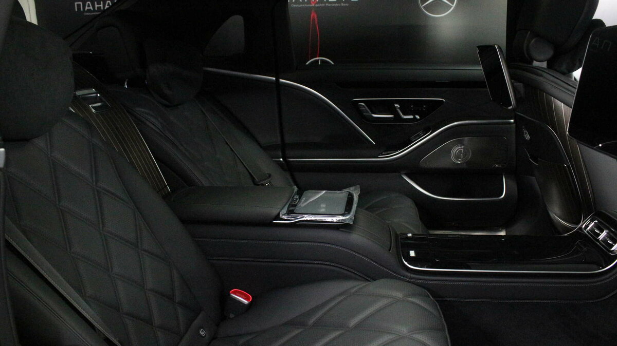 Check price and buy New Mercedes-Benz Maybach S-Class 580 (Z223) For Sale