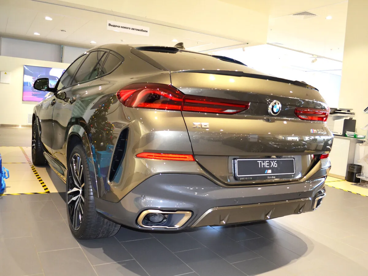 Buy New BMW X6 M50d (G06)
